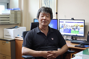 김한주